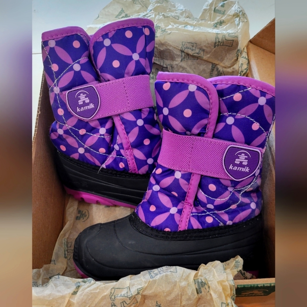 Kamik Snowbug toddler kids winter snow boots size 9